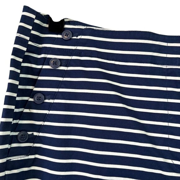 Talbots Women's Nautical Coastal Navy Striped Button Detail Sailor Short Size 14 - Picture 2 of 12